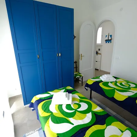 Seaview Attic With Terrace By Portofinovacanze شقة