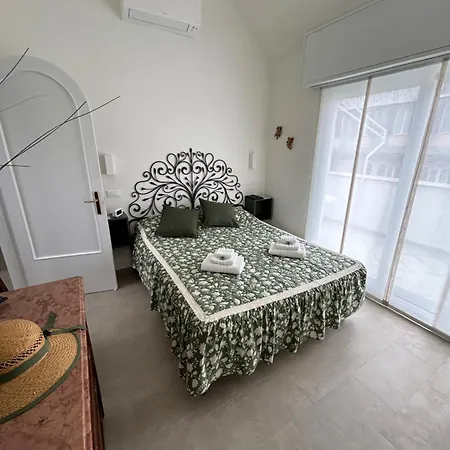 Apartamento Seaview Attic With Terrace By Portofinovacanze