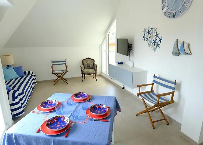 Seaview Attic With Terrace By Portofinovacanze *