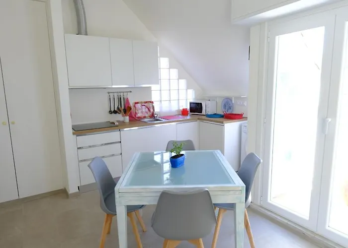 Διαμέρισμα Seaview Attic With Terrace By Portofinovacanze *