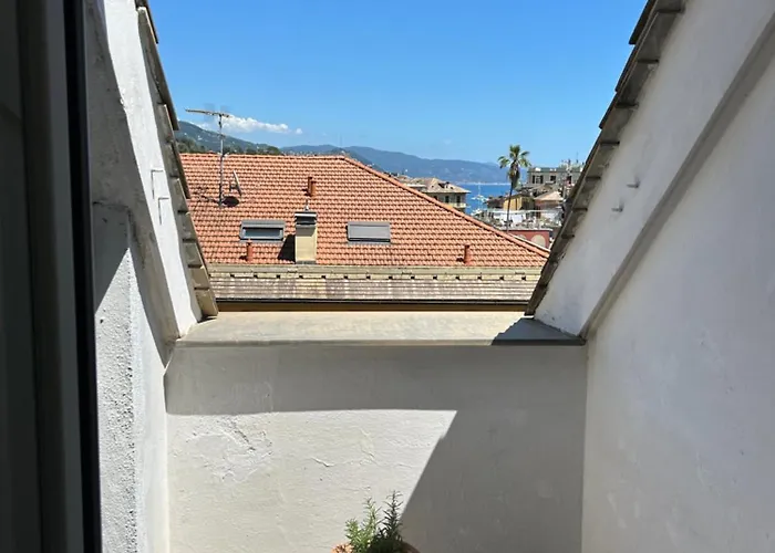Seaview Attic With Terrace By Portofinovacanze Διαμέρισμα *
